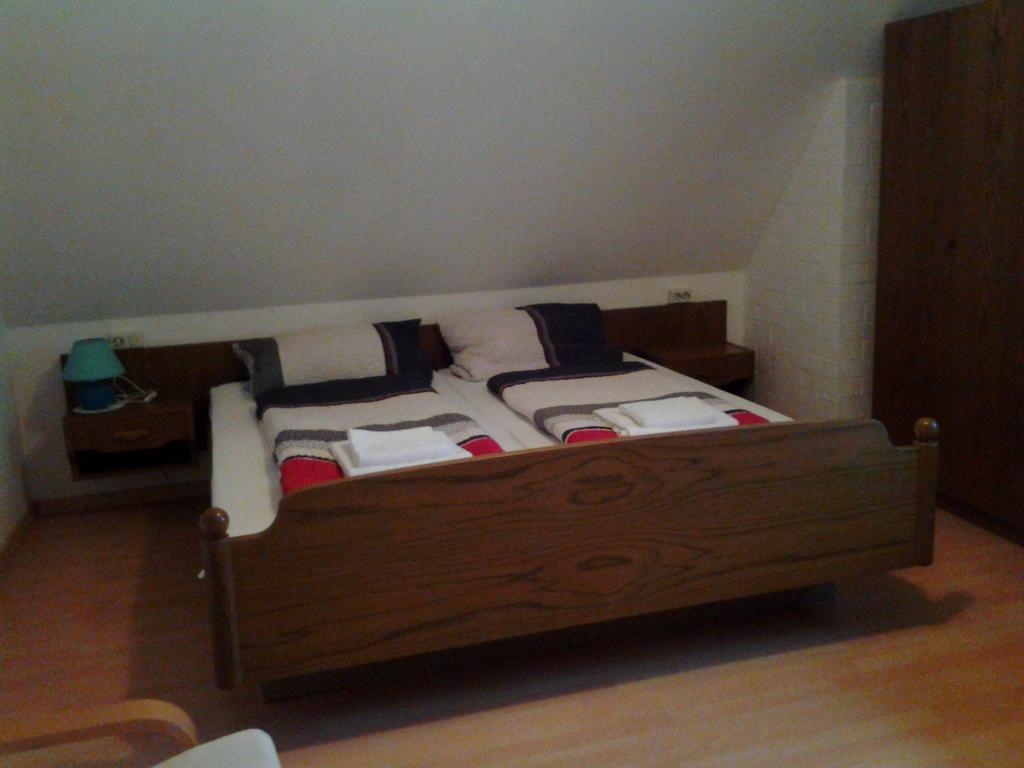 Hotel Sonja Bad Bellingen Rum bild